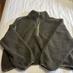 Cropped Green Sherpa Pullover